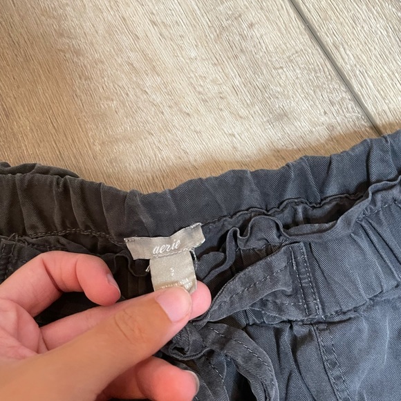 Aerie soft casual grey shorts - Picture 2 of 3